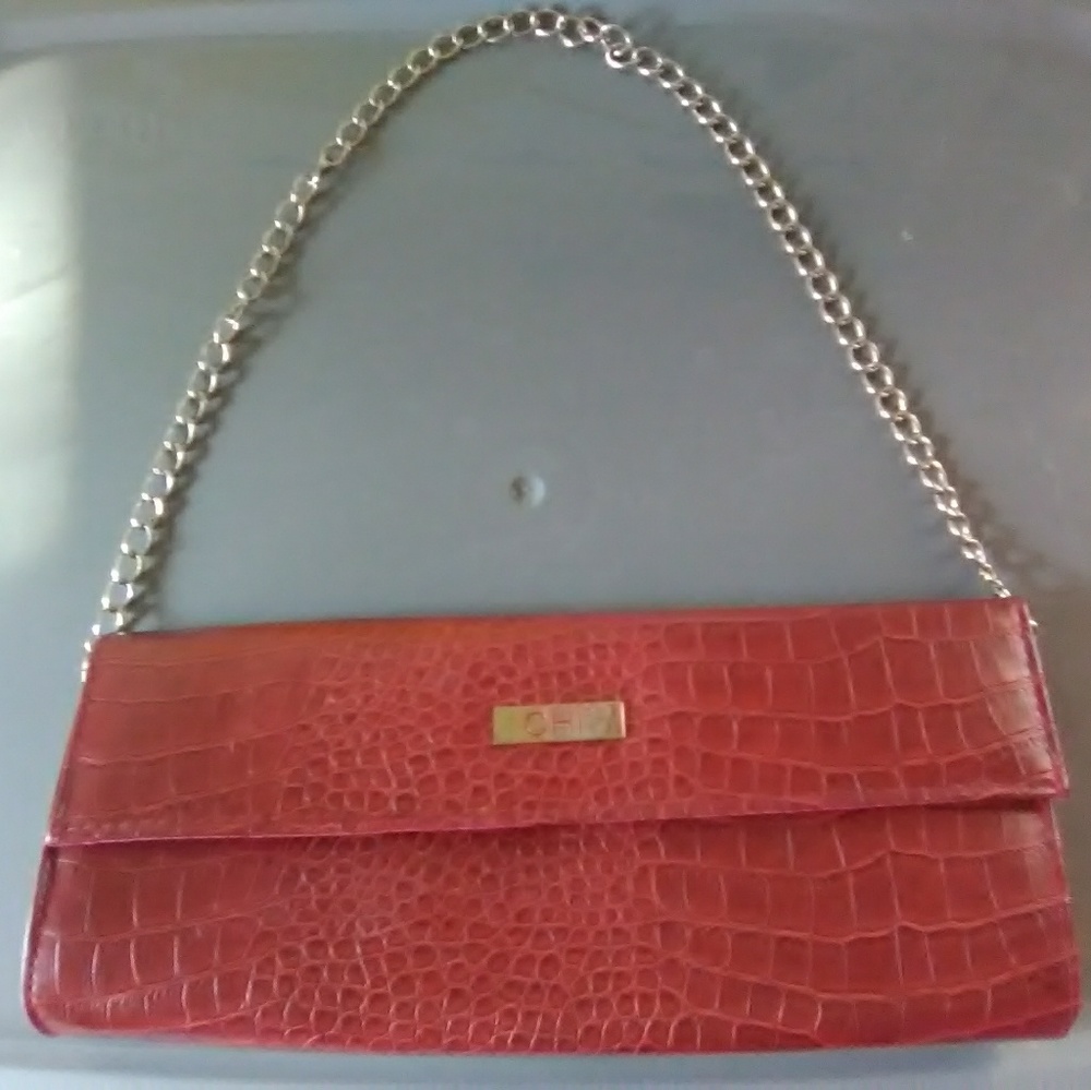 Red chi chain clutch bag